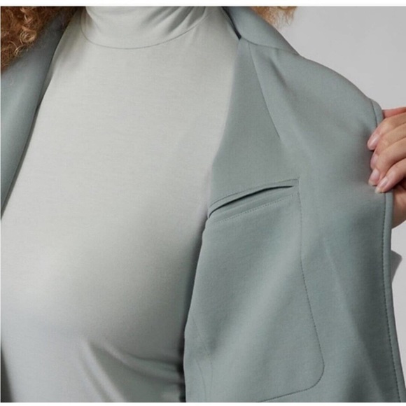 Athleta•Sea Moss Eastbound Blazer•Sz 4 - Picture 5 of 9